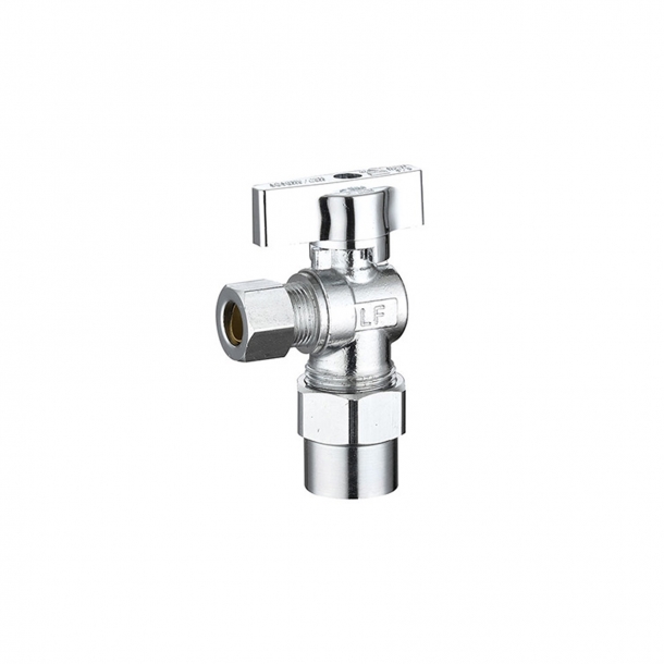 CPVC Solvent Weld x Compression Angle 제품사진